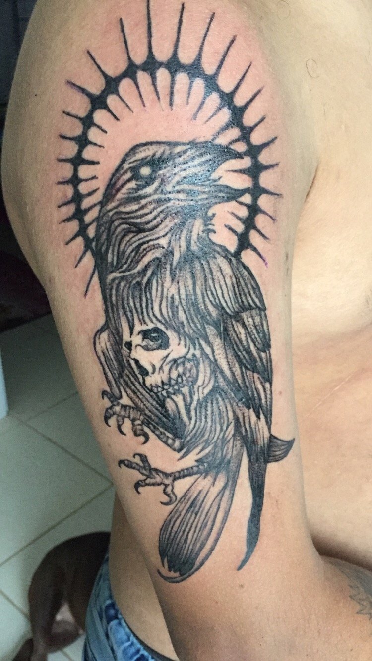 Corvo e caveira